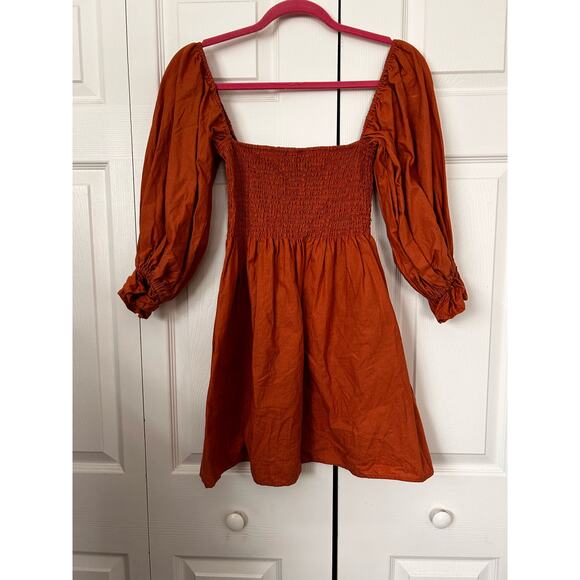 Elegant Rust Midi Dress - Picture 2 of 7